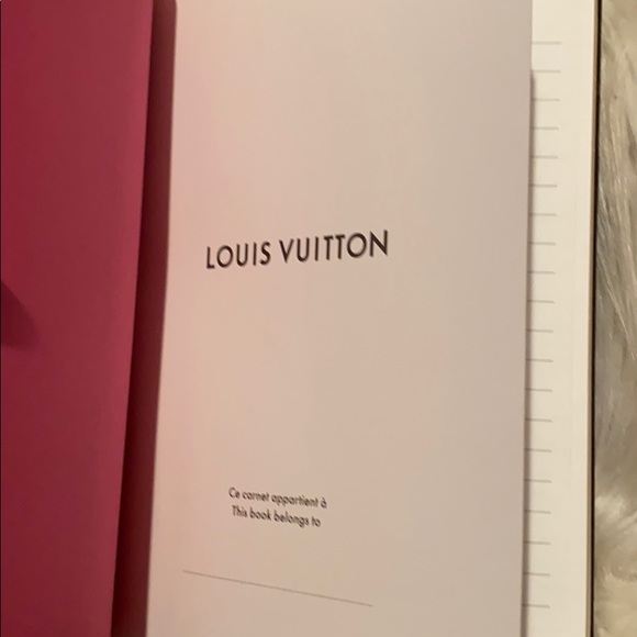 💕 Louis Vuitton 2020 Limited Edition Notebook 💕 - Picture 9 of 15